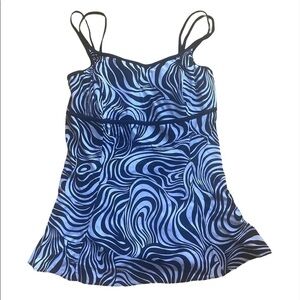 NWOT-LONGITUDE-BODY FLATTERING SWIMDRESS